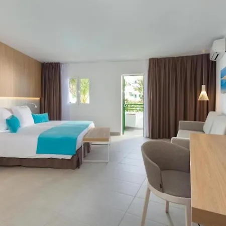Appartamento Deluxe Pool View/half Board, 400m From Playa del Inglés